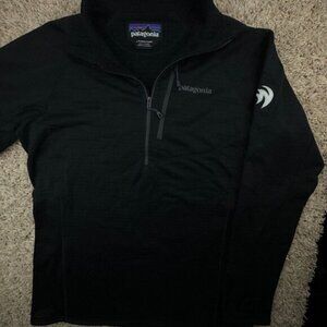 Patagonia Women Large Black Jacket 1/3 Zip Waffle Fleece Lined Chest Polartec